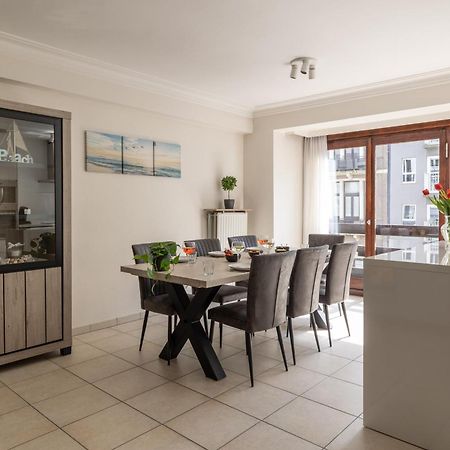 Weloveoostende: Renovated Beachside Apartment Exterior photo